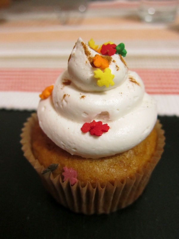 Sunday Snapshot: Melanie's Birthday Cupcakes | Red-Handled Scissors