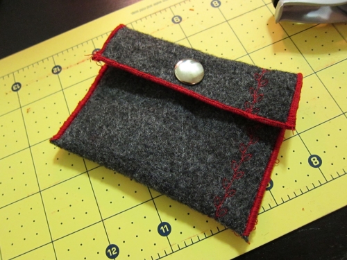 Tutorial: 15-Minute Change Purse | Red-Handled Scissors