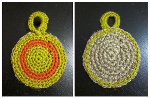 Tutorial: Crocheted Double-Sided Dish Scrubber Pattern | Red-Handled Scissors