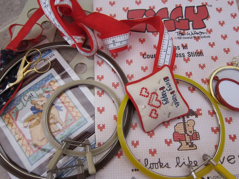 Sunday Snapshot: Mom's Project Basket | Red-Handled Scissors