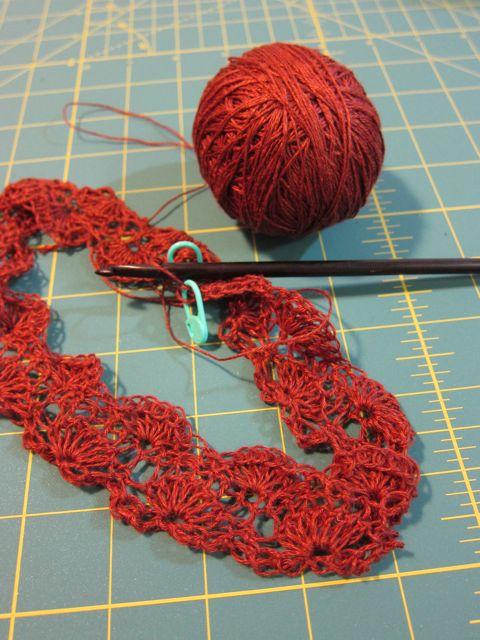 Sunday Snapshot: Crocheted Lace Emmy Clutch | Red-Handled Scissors