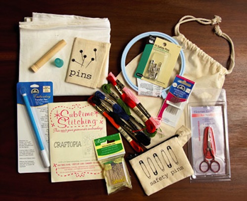 CRAFT Gift Guide: Craft Kits | Red-Handled Scissors