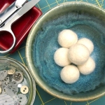Tutorial: Perfect Felted Wool Balls and Beads | Red-Handled Scissors