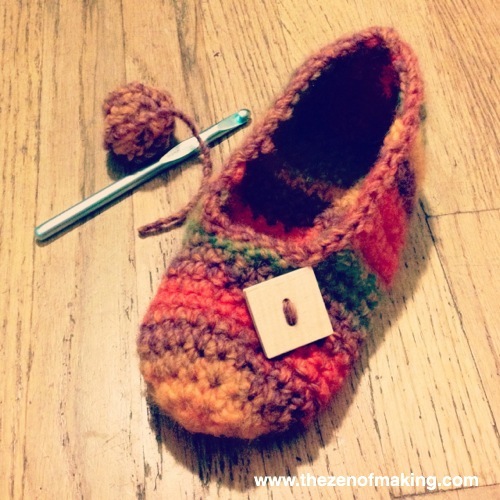 Sunday Snapshot: Rainbow Striped Crochet Slippers | Red-Handled Scissors