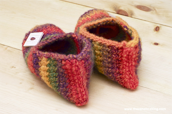 Crochet Pattern: Rainbow Striped Slippers | Red-Handled Scissors
