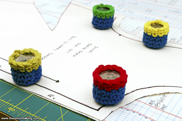 Tutorial: Crocheted Pocket Change Pattern Weights | Red-Handled Scissors