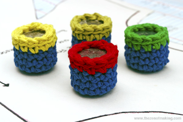 Tutorial: Crocheted Pocket Change Pattern Weights | Red-Handled Scissors