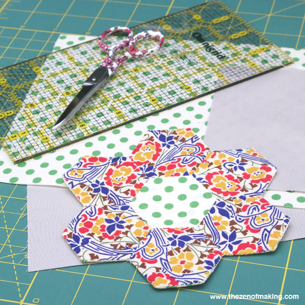 Wednesday Tute 15 - English Paper Piecing 01 - Quilt with Inklingo