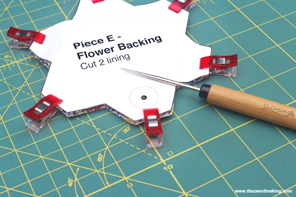 Tutorial: English Paper Piecing Travel Kit, Hexies Part 3 | Red-Handled Scissors