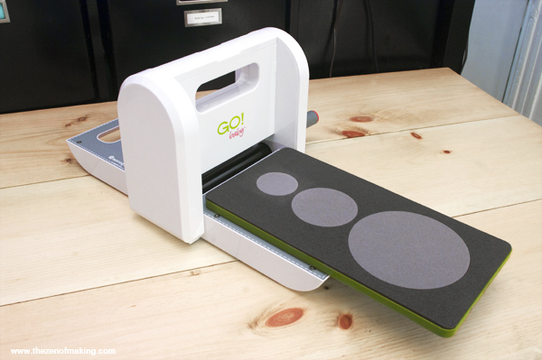 Review AccuQuilt GO Baby Fabric Cutter