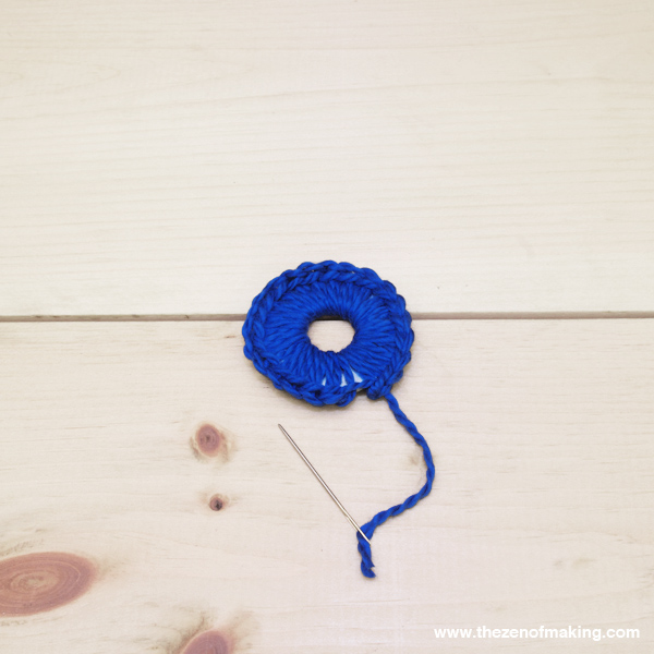 Video Tutorial: Crocheted Metal Washer Pattern Weights | Red-Handled Scissors