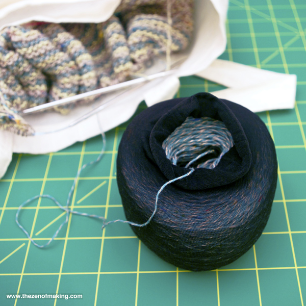 Craft Tip: Keep Balls of Yarn Tidy with a Pair of Old Tights