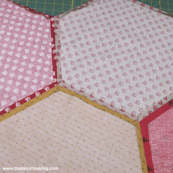 Tutorial: Giant Hexie Flower Lap Quilt - 12 Hexies (or Less) Blog Hop | Red-Handled Scissors