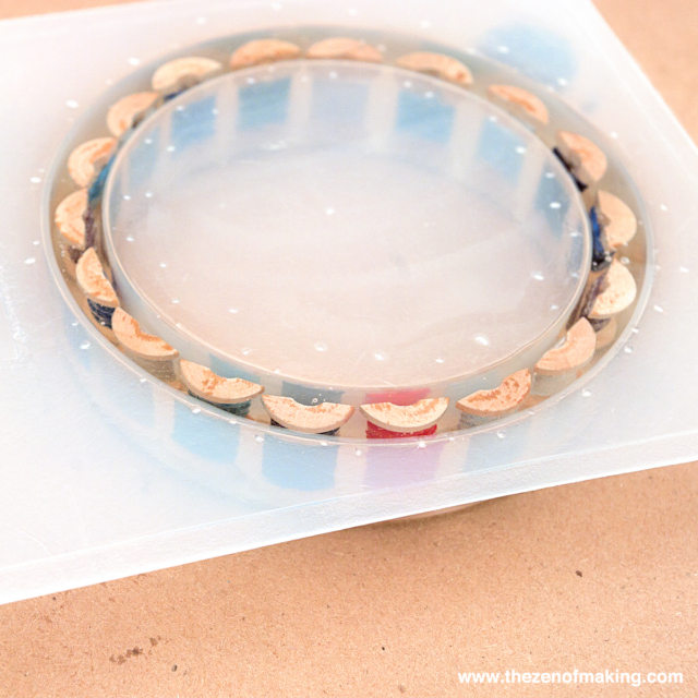 Tutorial: Resin Thread Spool Bracelet | Red-Handled Scissors