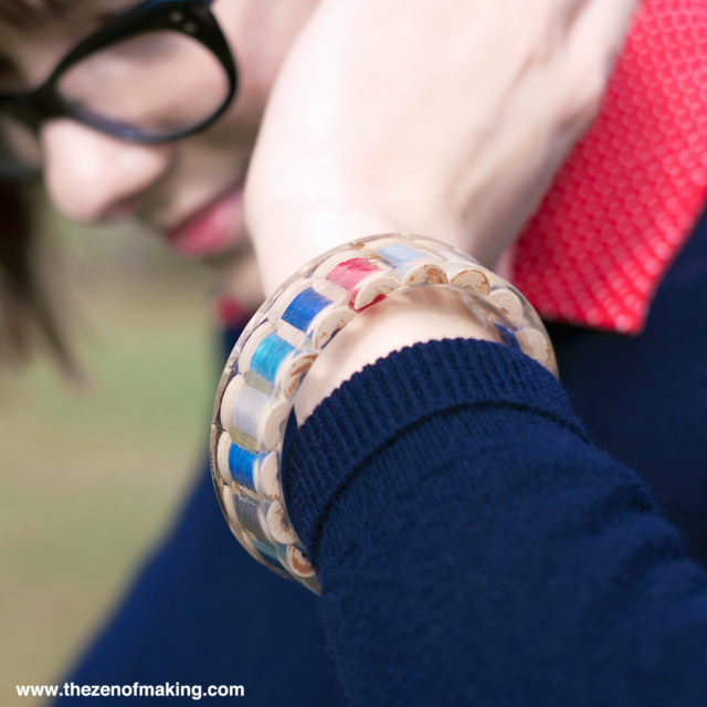 Tutorial: Resin Thread Spool Bracelet | Red-Handled Scissors