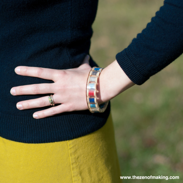 Tutorial: Resin Thread Spool Bracelet | Red-Handled Scissors