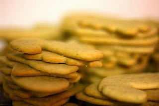 Traditional Holiday Cookies, Vegan Style | Red-Handled Scissors