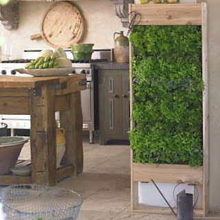 Friday Internet Crushes: Green With (Vertical Garden) Envy | Red-Handled Scissors